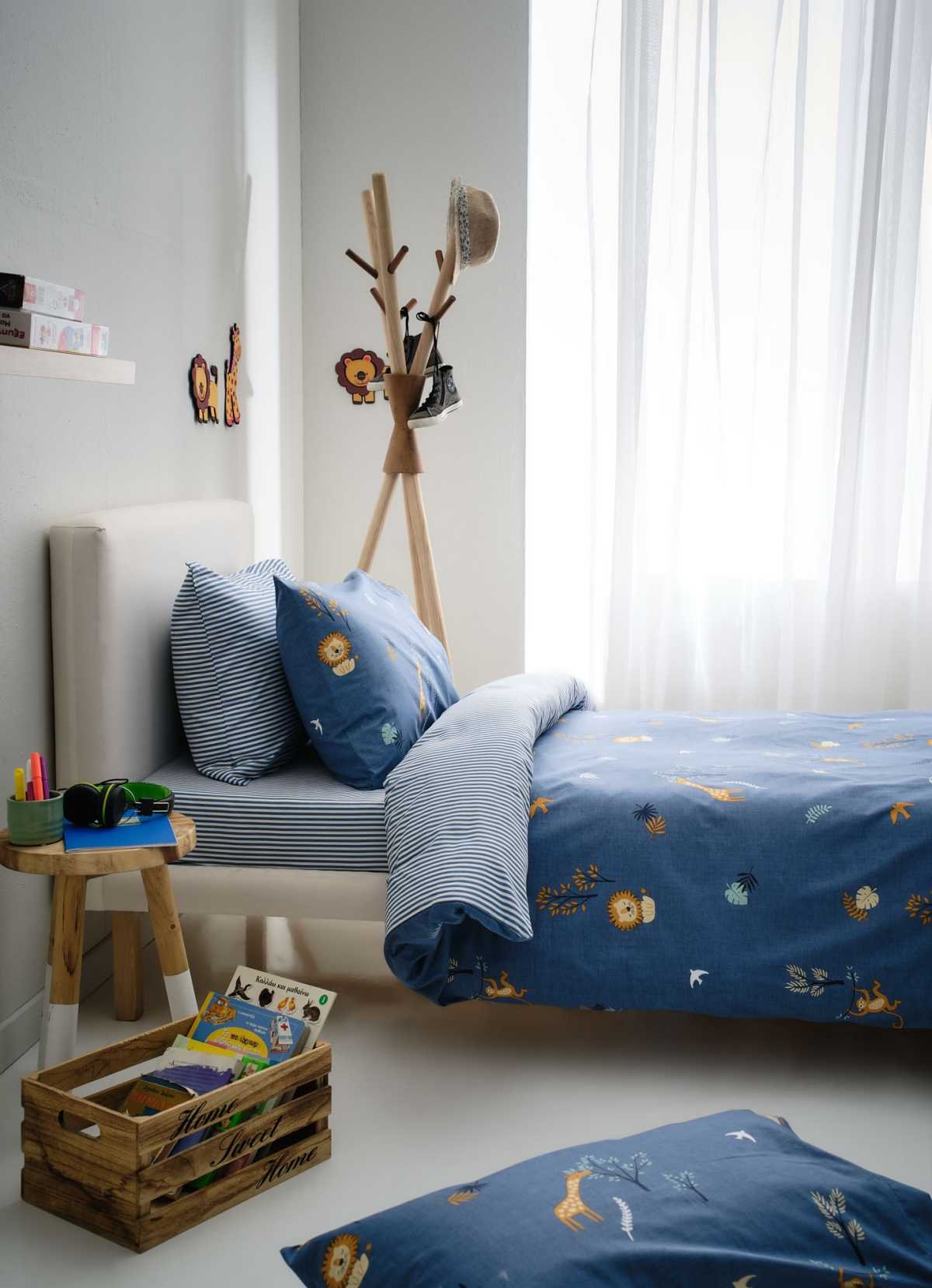 Max Σετ Παιδικά Σεντόνια στρωμένο σε παιδικό κρεβάτι