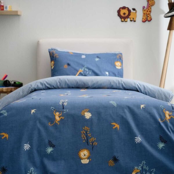 Max Σετ Παιδική Παπλωματοθήκη στρωμένη σε παιδικό κρεβάτι