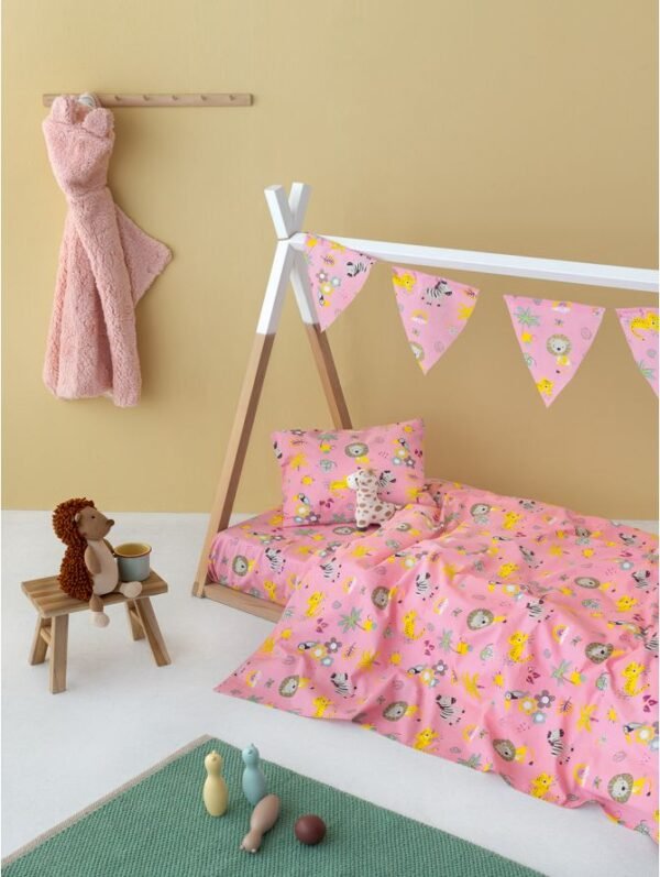 My Kingdom MK754 Ζεύγος Παιδικές Μαξιλαροθήκες πάνω σε κρεβάτι